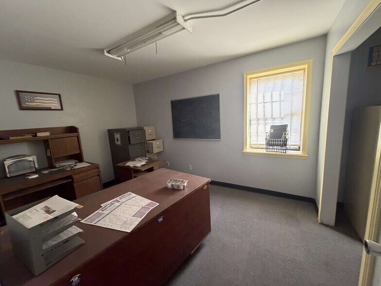 More Photos Of 4230 Texas 136, Amarillo Office For Sale