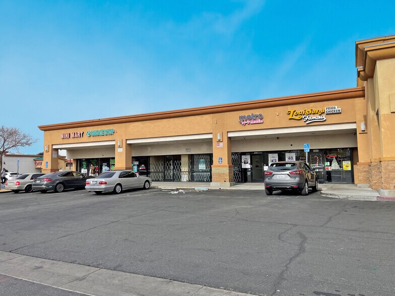 More Photos Of 1033-1043 E Avenue J, Lancaster General Retail For Lease