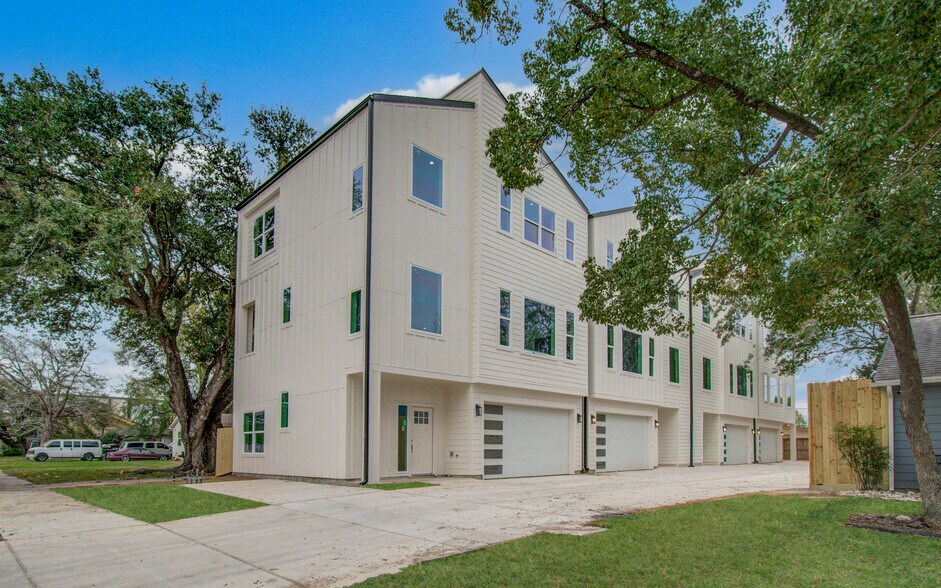 Primary Photo Of 5024 Winnetka St, Houston Multifamily For Sale