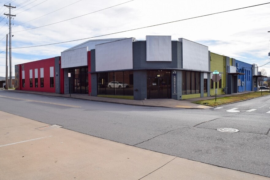 More Photos Of 201 E Broadway St, North Little Rock Freestanding For Sale