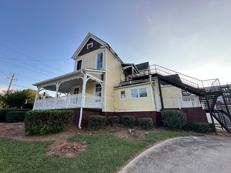 More Photos Of 2774 E College Ave, Decatur General Retail For Sale