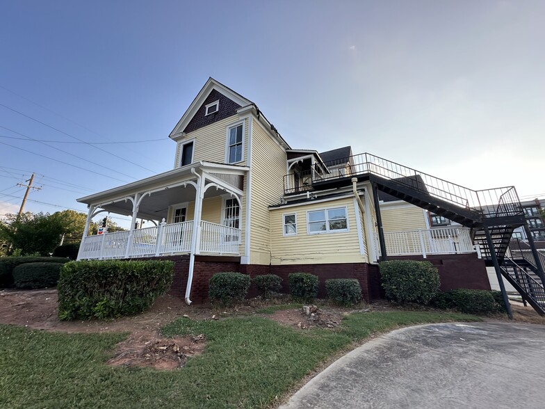 More Photos Of 2774 E College Ave, Decatur General Retail For Lease