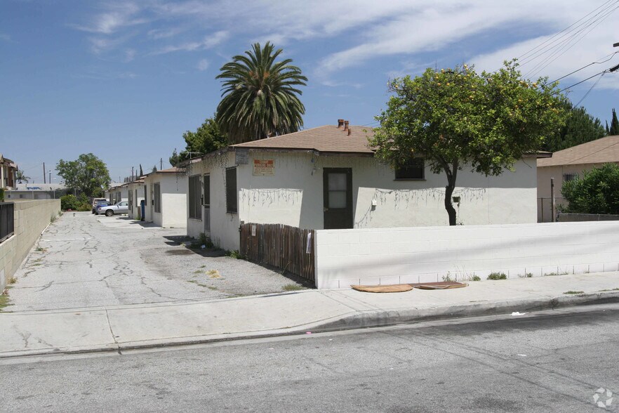 Primary Photo Of 13632 Cerise Ave, Hawthorne Apartments For Sale