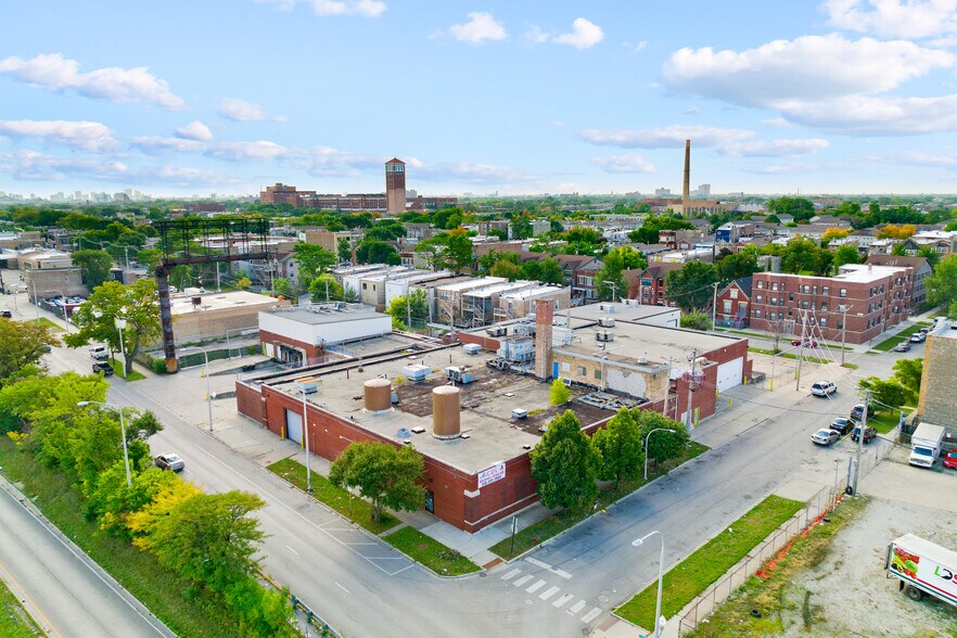 Primary Photo Of 3659 W Harrison St, Chicago Warehouse For Sale