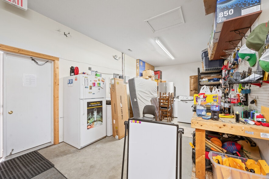 More Photos Of 8826 34 Rd, Cadillac Storefront For Sale