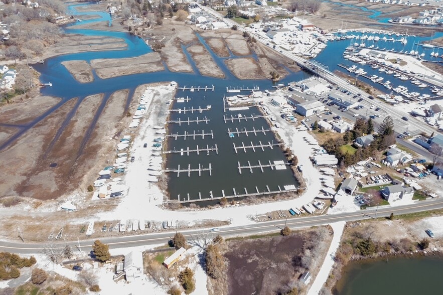 More Photos Of 54 Old Boston Post Rd, Westbrook Marina For Sale