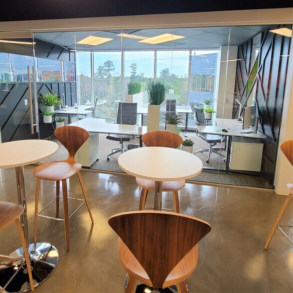 More Photos Of 2001 Timberloch, The Woodlands Coworking Space