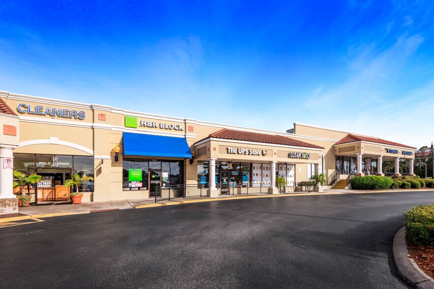More Photos Of 7524 Dr Phillips Blvd, Orlando Supermarket For Lease