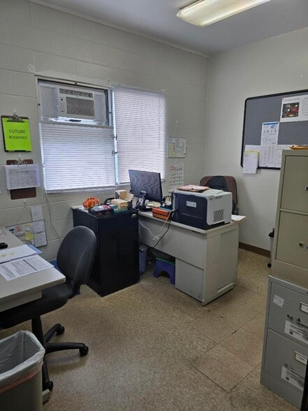 More Photos Of 4321 Lawehana St, Honolulu Land For Lease