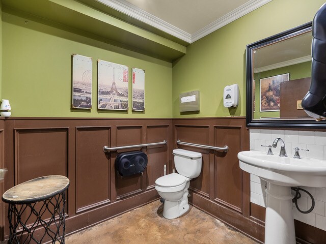 More Photos Of 113 E Grand Ave, Escondido Restaurant For Sale