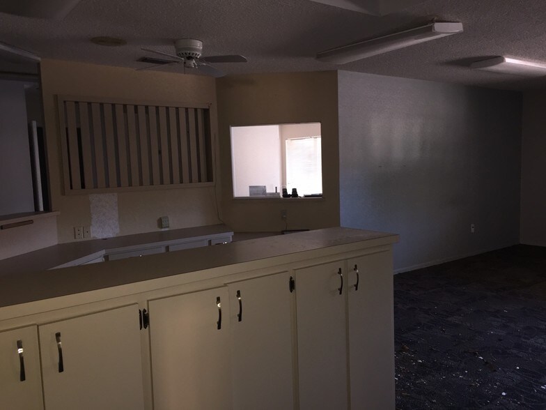 More Photos Of 1305 S Fort Harrison Ave, Clearwater Medical For Sale