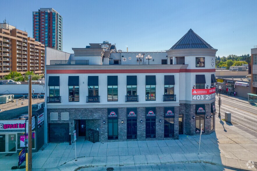 More Photos Of 1428 17th Ave SW, Calgary Restaurant For Lease