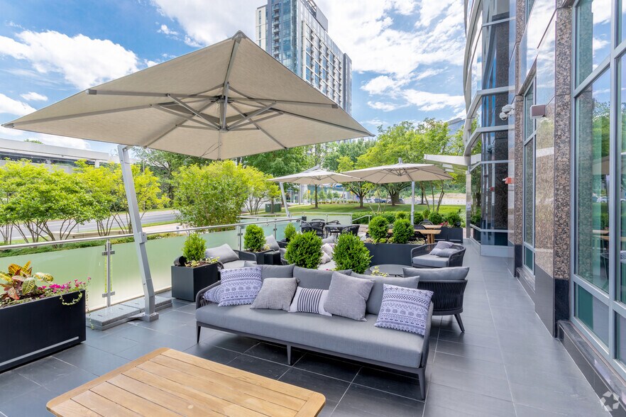 More Photos Of 7901 Jones Branch Dr, McLean Office For Lease