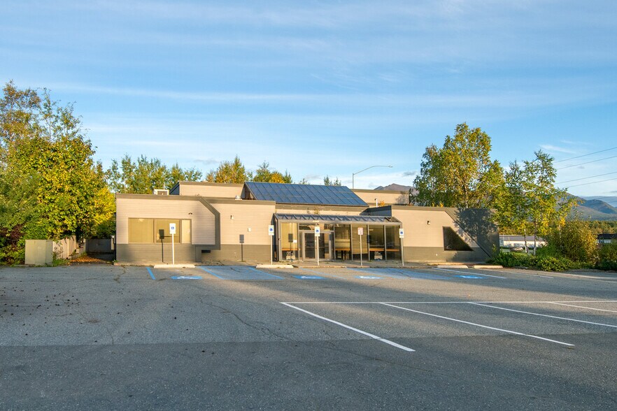 More Photos Of 4361 Boniface Pky, Anchorage Healthcare For Sale