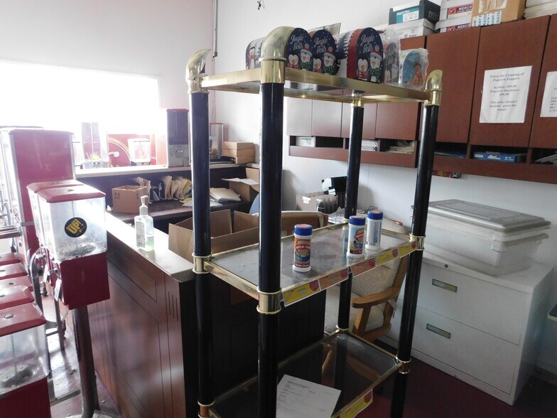 More Photos Of 1807 S Meridian St, Indianapolis Warehouse For Sale