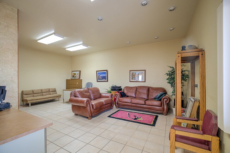 More Photos Of 2227 S Coconino Dr, Apache Junction Warehouse For Sale