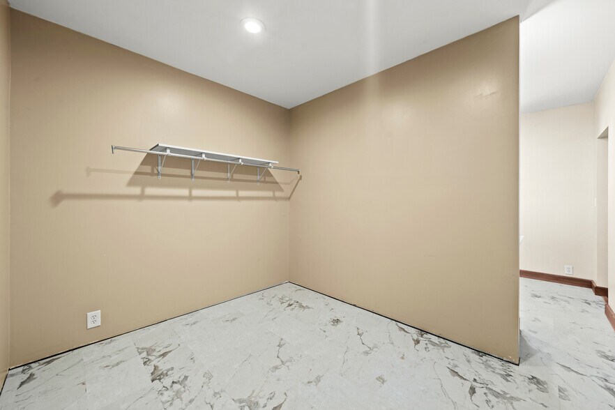 More Photos Of 832 S Main St, Canton Specialty For Sale