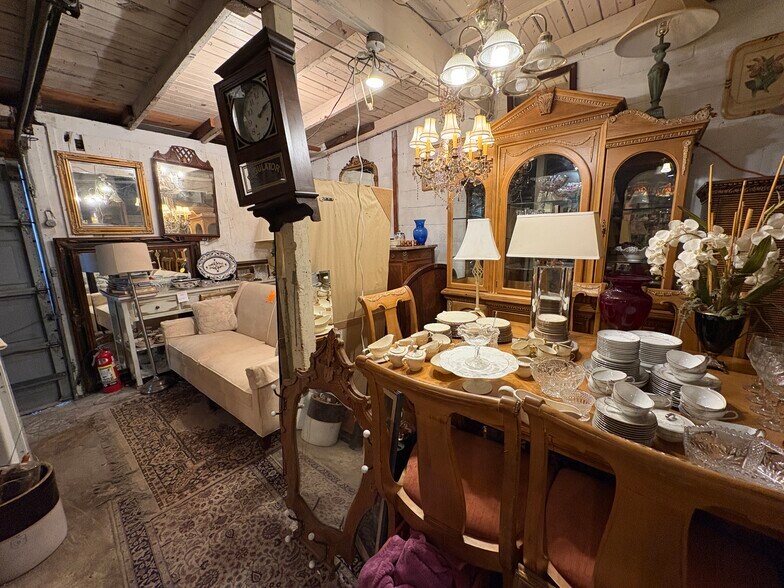More Photos Of 2048 S Broad St, Hamilton Storefront For Sale