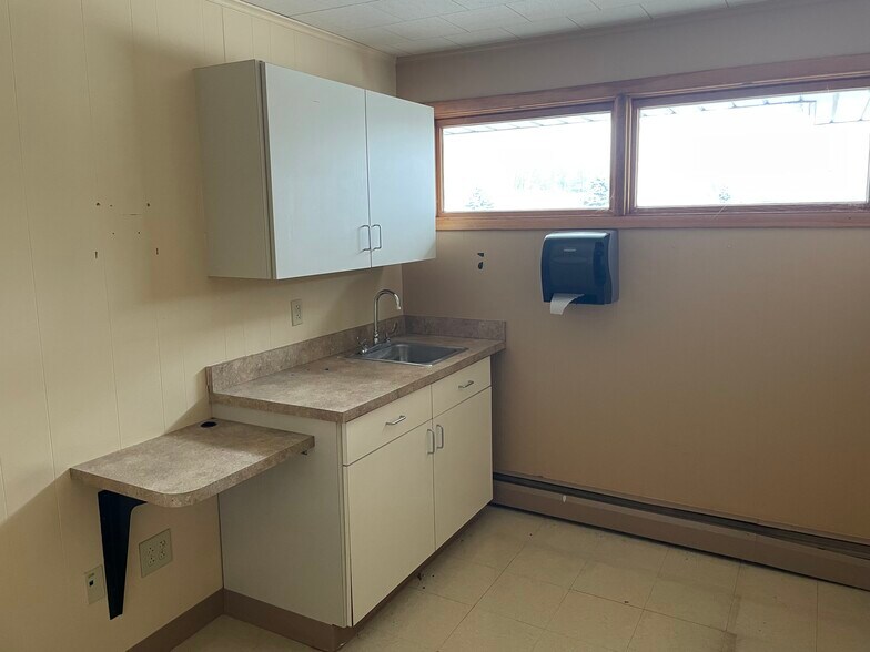 More Photos Of 201 N Ludlow St, Phillipsburg Medical For Sale