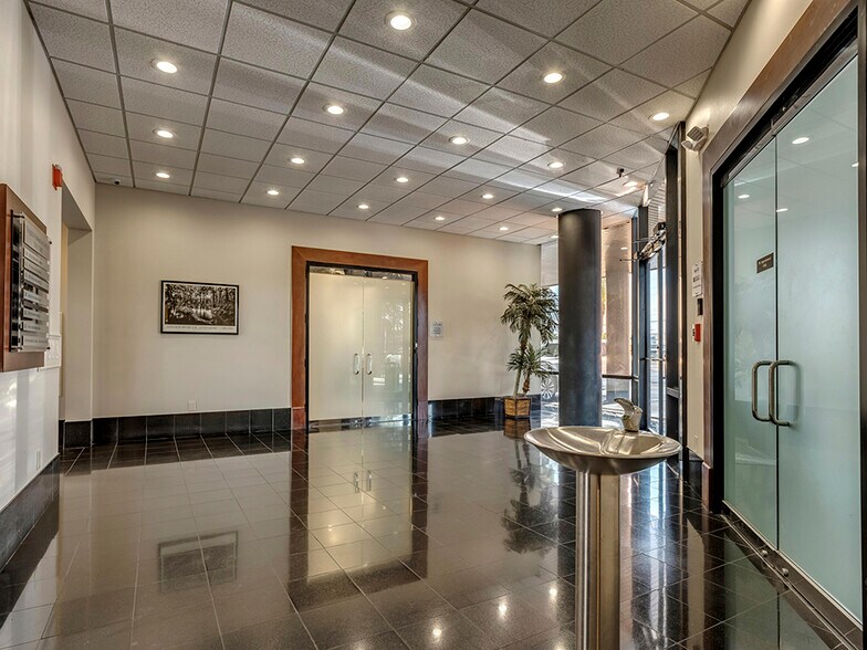 More Photos Of 218 S US Highway One, Tequesta Office For Lease