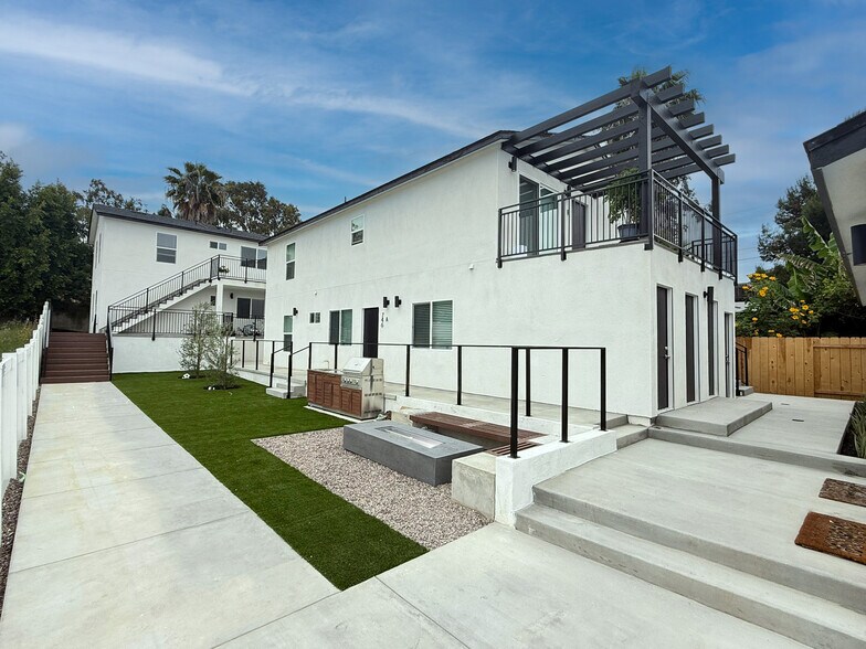 More Photos Of 740 Cotton St, San Diego Multifamily For Sale