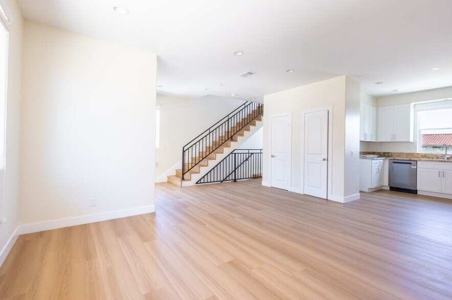 More Photos Of 1042 San Juan St, Tustin Apartments For Sale
