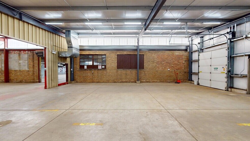 More Photos Of 1509 W Le Moyne St, Melrose Park Warehouse For Sale
