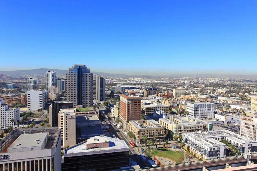 More Photos Of 111 W Ocean Blvd, Long Beach Office For Lease