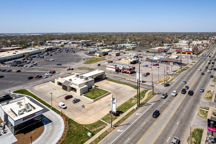 More Photos Of 2401-2565 S Seneca St, Wichita General Retail For Sale