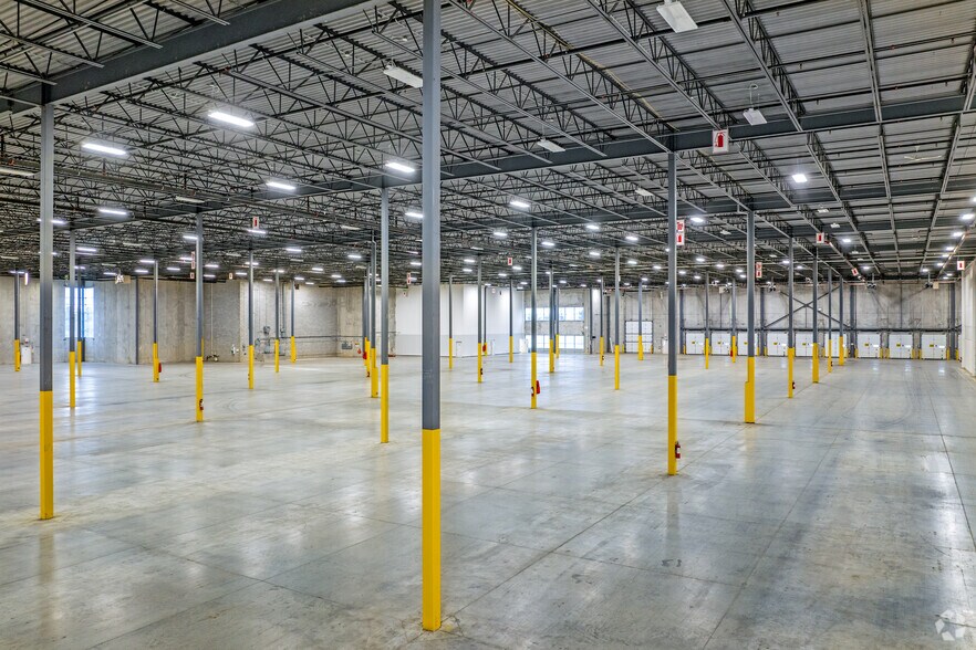 More Photos Of 8350 Lawson Rd, Milton Warehouse For Lease