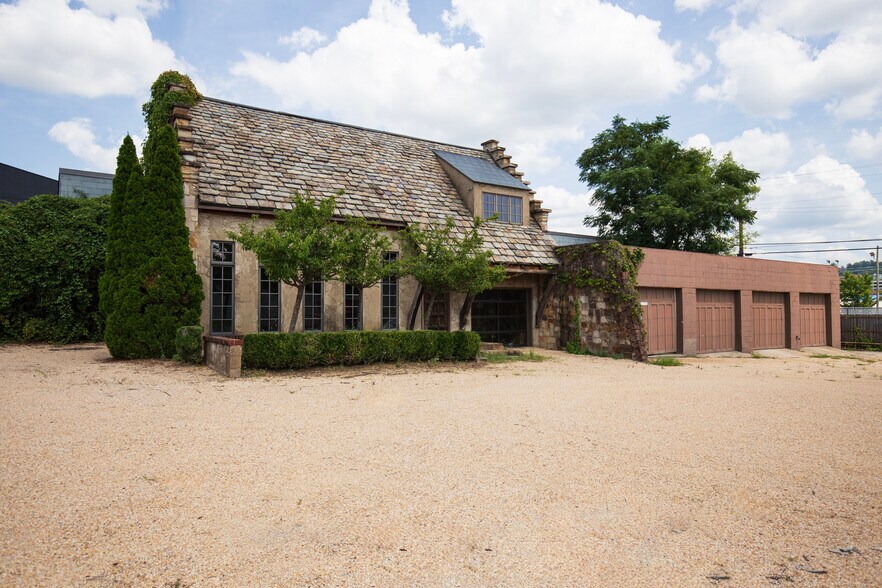 More Photos Of 2301 2nd Ave S, Birmingham Industrial For Sale