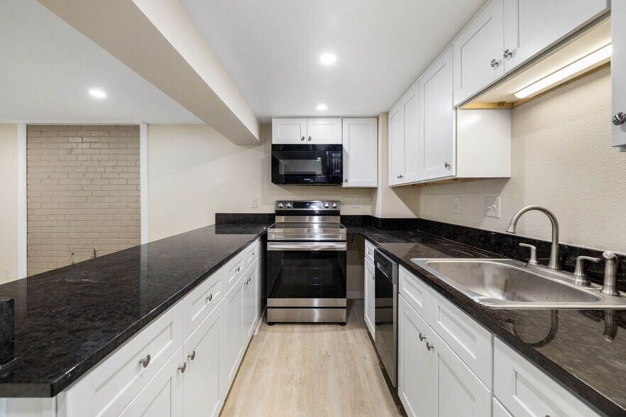 More Photos Of 263 Cheney St, Reno Multifamily For Sale