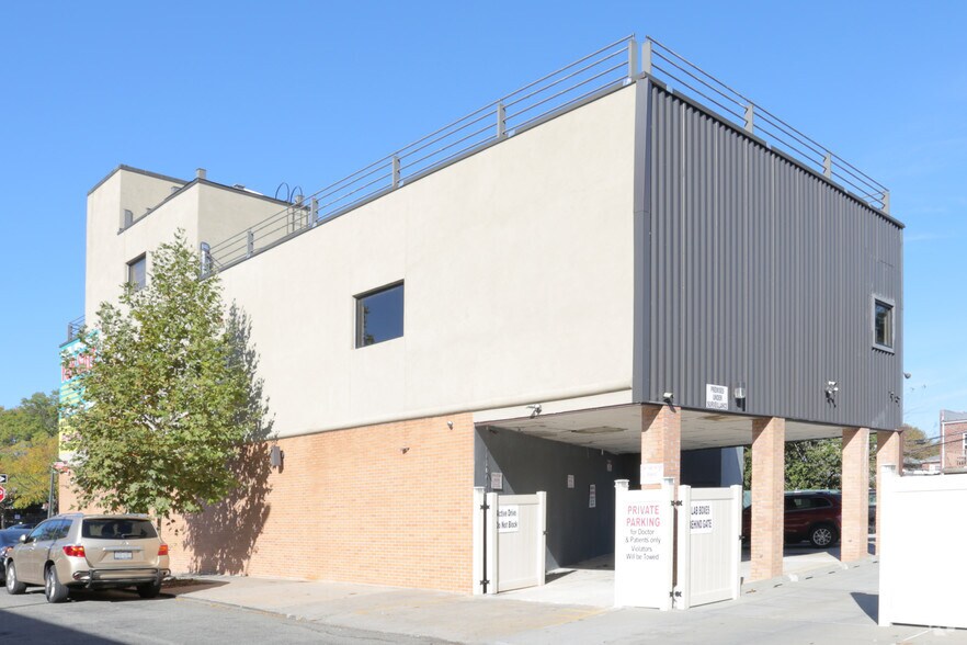 More Photos Of 26-19 Francis Lewis Blvd, Flushing Medical For Lease