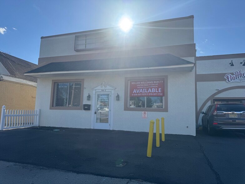 More Photos Of 703 Black Horse Pike, Glendora Storefront Retail Office For Sale