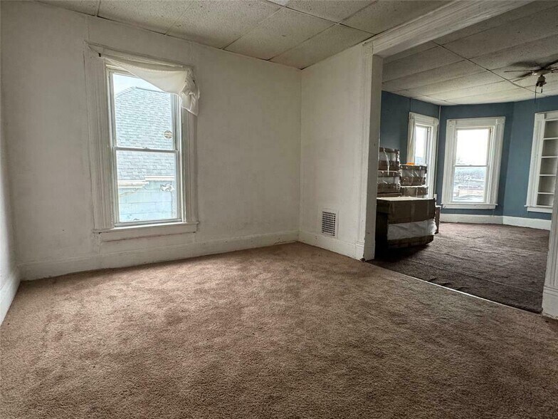 More Photos Of 99 Robinson St, Binghamton Multifamily For Sale