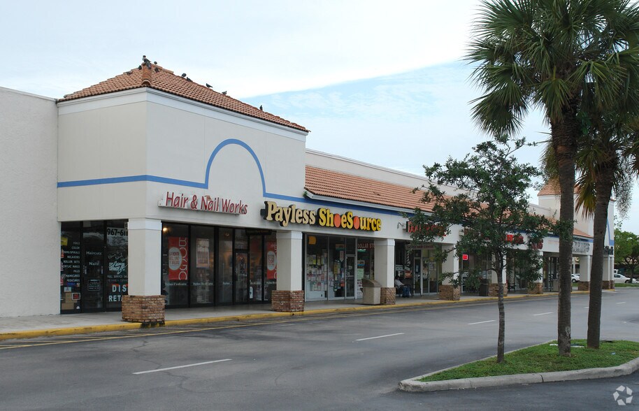 More Photos Of 4560-4640 Forest Hill Blvd, West Palm Beach Freestanding For Lease