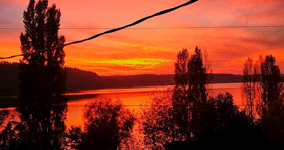 More Photos Of 204 S Coeur D Alene Ave, Harrison Restaurant For Sale