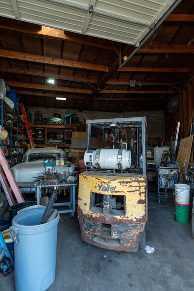 More Photos Of 2579 Atwater Blvd, Atwater Freestanding For Sale