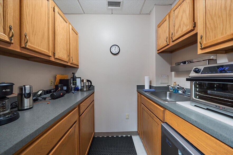 More Photos Of 35715 US Hwy 40, Evergreen Light Manufacturing For Sale