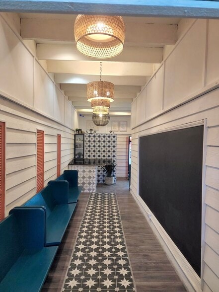 More Photos Of 1111 Dawson Rd, Albany Restaurant For Sale