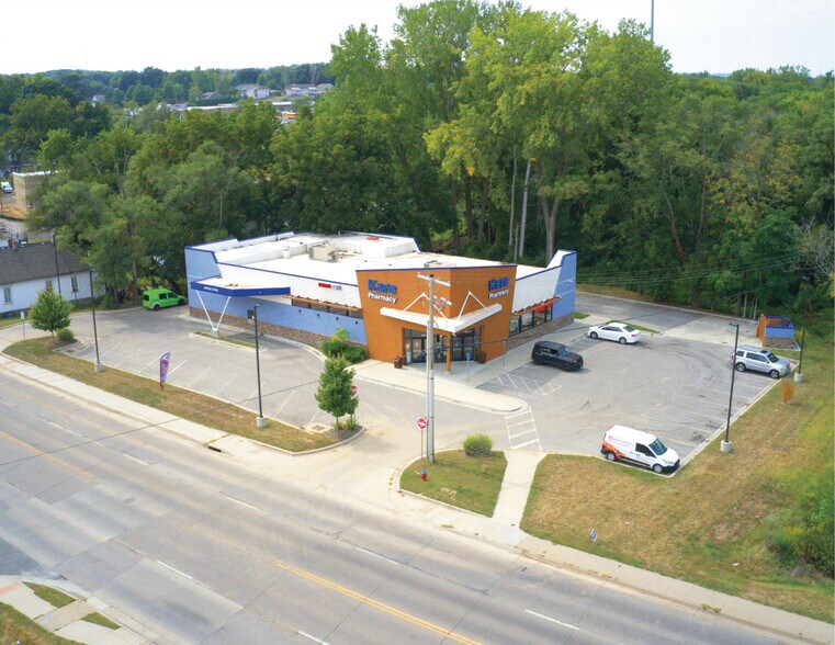 More Photos Of 2500 S 4th St, Leavenworth Drugstore For Sale