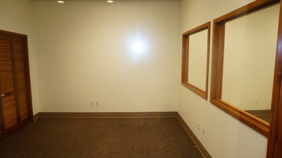 More Photos Of 801 Davis St, Cle Elum General Retail For Lease