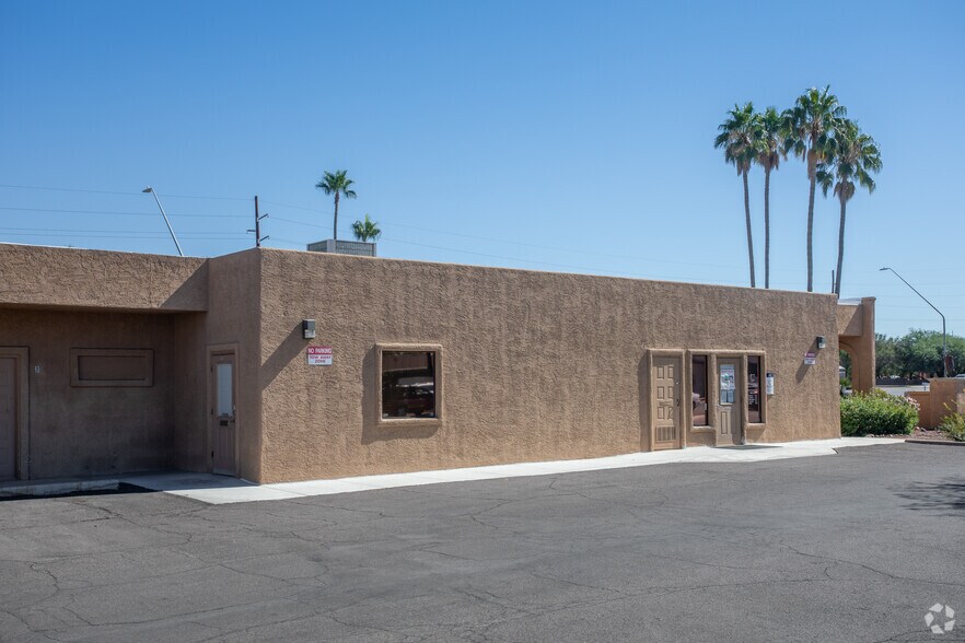 More Photos Of 899 N Wilmot Rd, Tucson Unknown For Sale