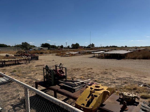 More Photos Of 7931 19th St, Lubbock Warehouse For Sale