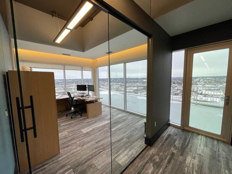 More Photos Of 155 W Michigan Ave, Kalamazoo Office Residential For Lease