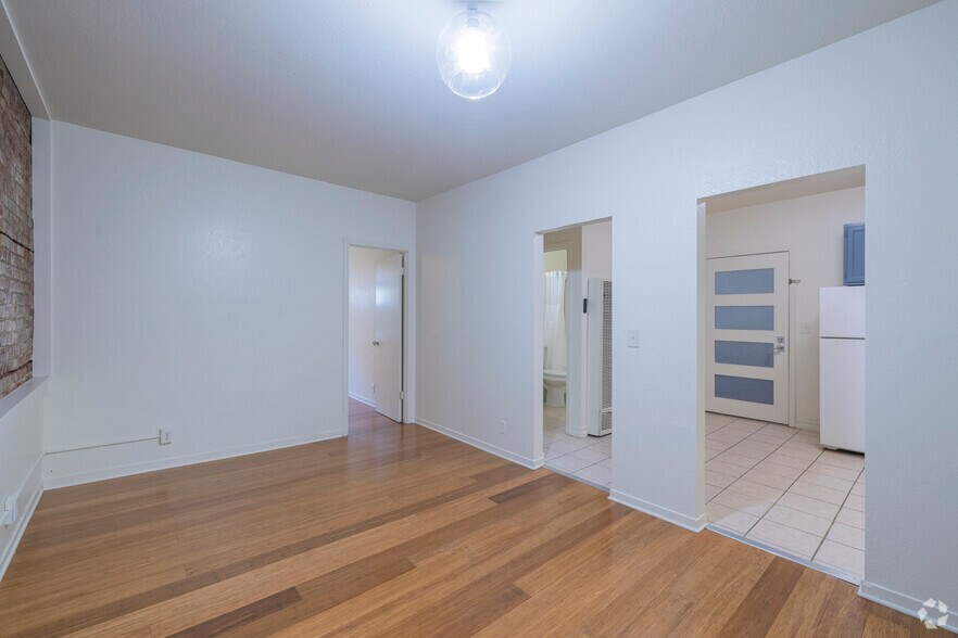 More Photos Of 147 W Richmond Ave, Richmond Apartments For Sale