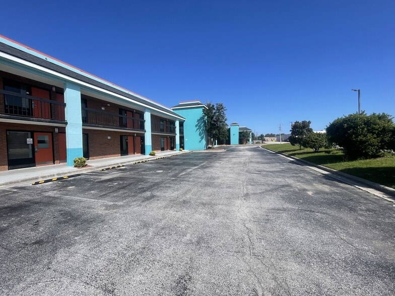 More Photos Of 3100 Arendell St, Morehead City Hospitality For Sale