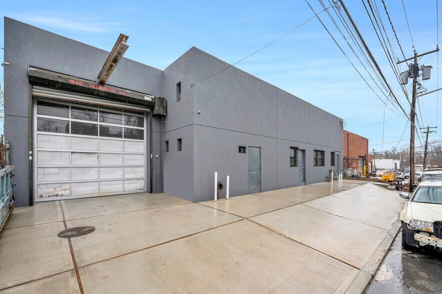 More Photos Of 1840 Falmouth Ave, New Hyde Park Warehouse For Sale