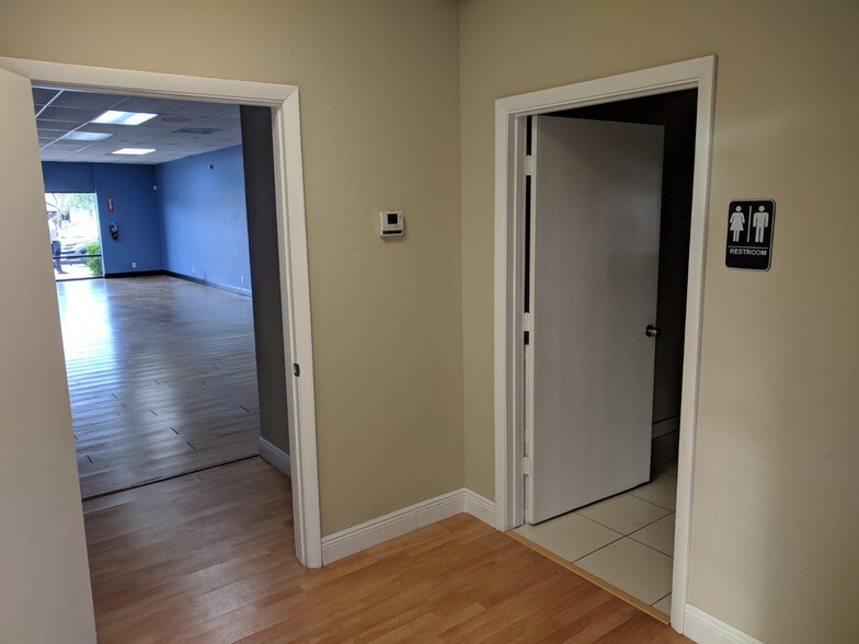 More Photos Of 10250-10352 W Sample Rd, Coral Springs Storefront Retail Office For Sale