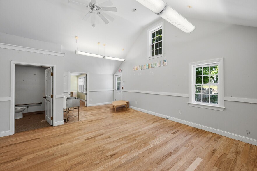 More Photos Of 181 Main St, Rowley Medical For Sale